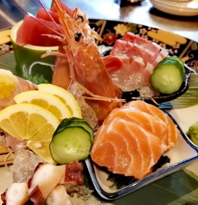 旨飯旨呑 楽々の料理